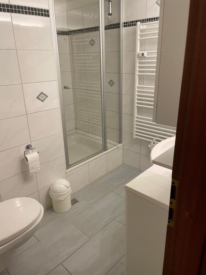 Wohnunghahnenkleeld Goslar Buitenkant foto